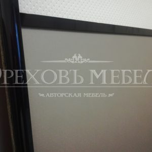 Шкаф купе со стеклом